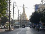 suasana-kota-yangon-myanmar-senin-122021-setelah-militer-myanmar-mengambil-kekuasaan.jpg