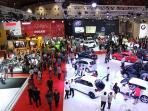 suasana-perhelatan-indonesia-international-motor-show-2016-di-jakarta_20160411_084040.jpg