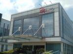 tampak-depan-kantor-otoritas-jasa-keuangan-ojk-perwakilan-kepri-di-batam-center.jpg
