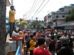 warga-tanjungpinang-tumpah-ruah-demo-pln.jpg