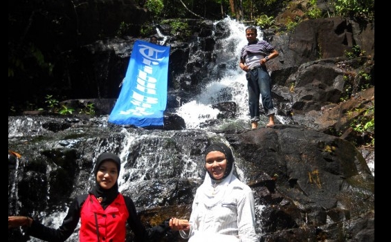 Air Terjun Gunung Lengkuas Cocok untuk Petualang - air_terjuna_gunung_lengkuas_gunung_bintan_wid_1.jpg