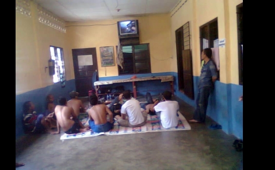 Beginilah Suasana TKI Deportasi di Penampungan Tanjungpinang - tki_depertasi_di_pinang_eko.jpg