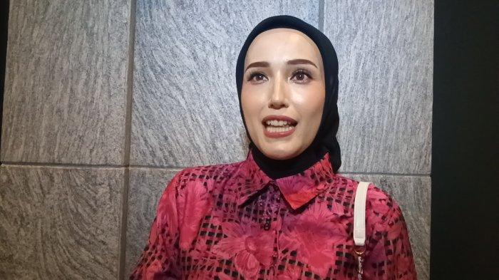 Kena Tipu Miliaran Rupiah, Adelia Pasha Belum Juga Lapor Polisi, Kenapa