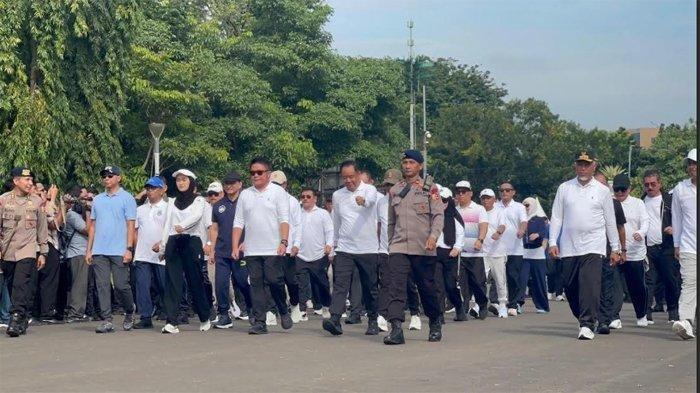 481 Kepala Daerah Dijemur di Monas Belajar Baris Berbaris dan Hormat Sebelum Digembleng di Magelang