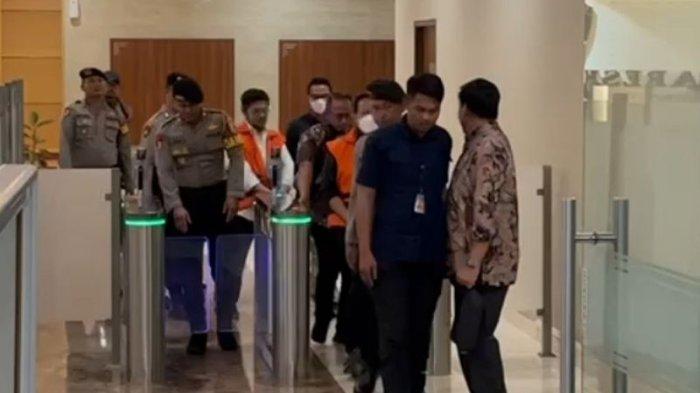 Usai Diperiksa Kurang Lebih 5 Jam di Bareskrim Polri, Syahrul Yasin Limpo Bungkam Seribu Bahasa