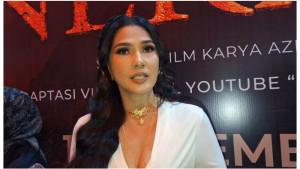 Aktris-Nova-Eliza-saat-hadir-di-pemutaran-film-horor-terbarunya-Mama-Pesan-Dari-Neraka.jpg