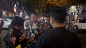 Debt-collector-ancam-kawanan-polisi.jpg