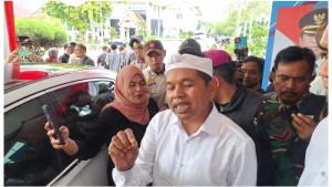 Gubernur-Jawa-Barat-Dedi-Mulyadi.jpg