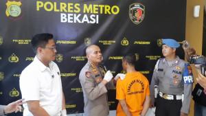Kapolres-Metro-Bekasi-Kombes-Mustofa-konferensi-pers.jpg