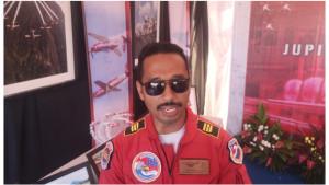 Kapten-Penerbang-Iskandar-Firyanata-salah-satu-pilot-Jupiter-Aerobatic-Team-TNI-AU.jpg