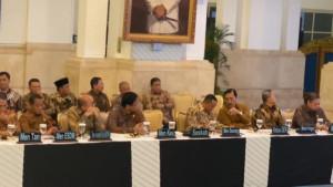 Menteri-Keuangan-Purbaya-Yudhi-Sadewa-dan-Ketua-Dewan-Ekonomi-Nasional-Luhut-Binsar-Pandjaitan.jpg