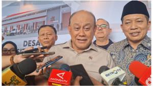 Menteri-Koperasi-Ferry-Juliantono-dan-Ketua-BGN-Dadan-Hindayana-menghadiri-Kopdes-Merah-Putih.jpg