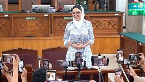Nikita-Mirzani-ditemui-di-PN-Jaksel.jpg