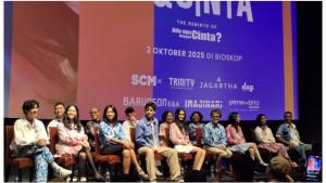 Produser-Mira-Lesmana-dan-sutradara-Riri-Riza-AADC.jpg