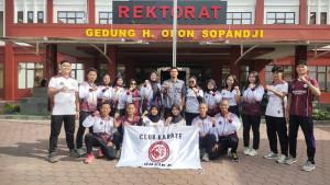 Tim-Karate-Unsika-raih-juara-umum.jpg