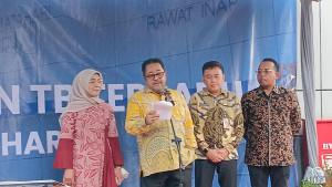 Wakil-Gubernur-DKI-Jakarta-Rano-Karno-meninjau-pelayanan-pasien-TBC-di-RSUD-Pasar-Rebo.jpg