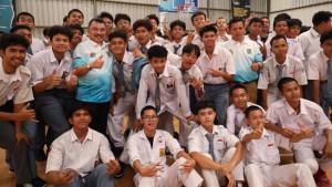 Wakil-Wali-Kota-Bekasi-Abdul-Harris-Bobihoe-pada-pembukaan-turnamen-Wali-Kota-Cup-3.jpg