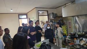 inspeksi-dapur-UMKM-Omah-Kulina-di-Tangerang-MBG.jpg