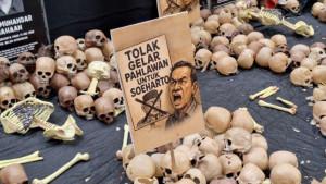 tolak-gelar-Pahlawan-Soeharto-1.jpg