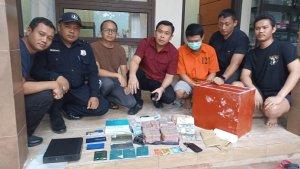 uang-narkoba-fredy-pratama-15-Sept.jpg