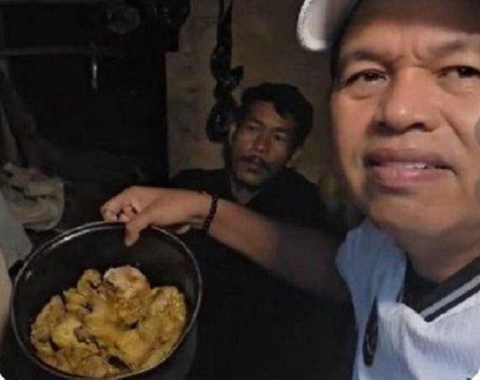 Warganya Dedi Mulyadi Hidup Nelangsa, Makan Ayam Mungut dari Tempat Sampah