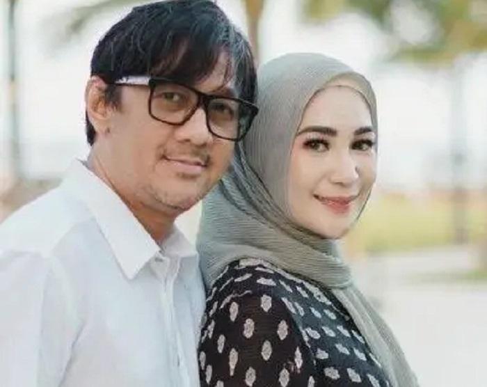 Komedian-dan-musisi-Andre-Taulany-mengakui-rumah-tangganya-dengan-Erin-sedang-retak.jpg