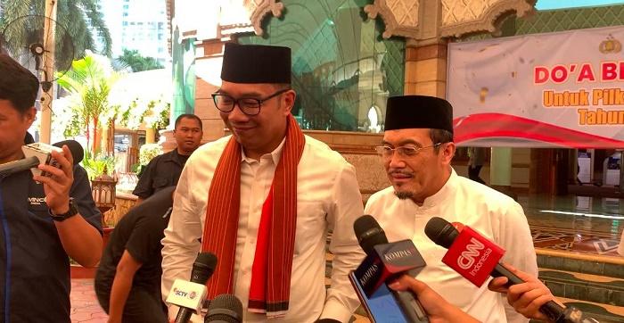 Ridwan-Kamil-dan-Suswono-di-acara-Doa-Bersama-untuk-Pilkada-Damai.jpg