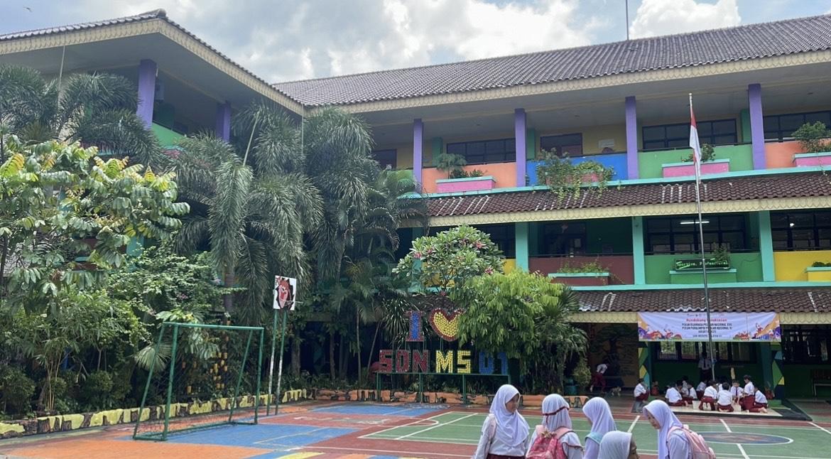 Suasana-SDN-Meruya-Selatan-01-Kembangan-Jakarta-Barat-Senin-3112025-keracunan-MBG.jpg