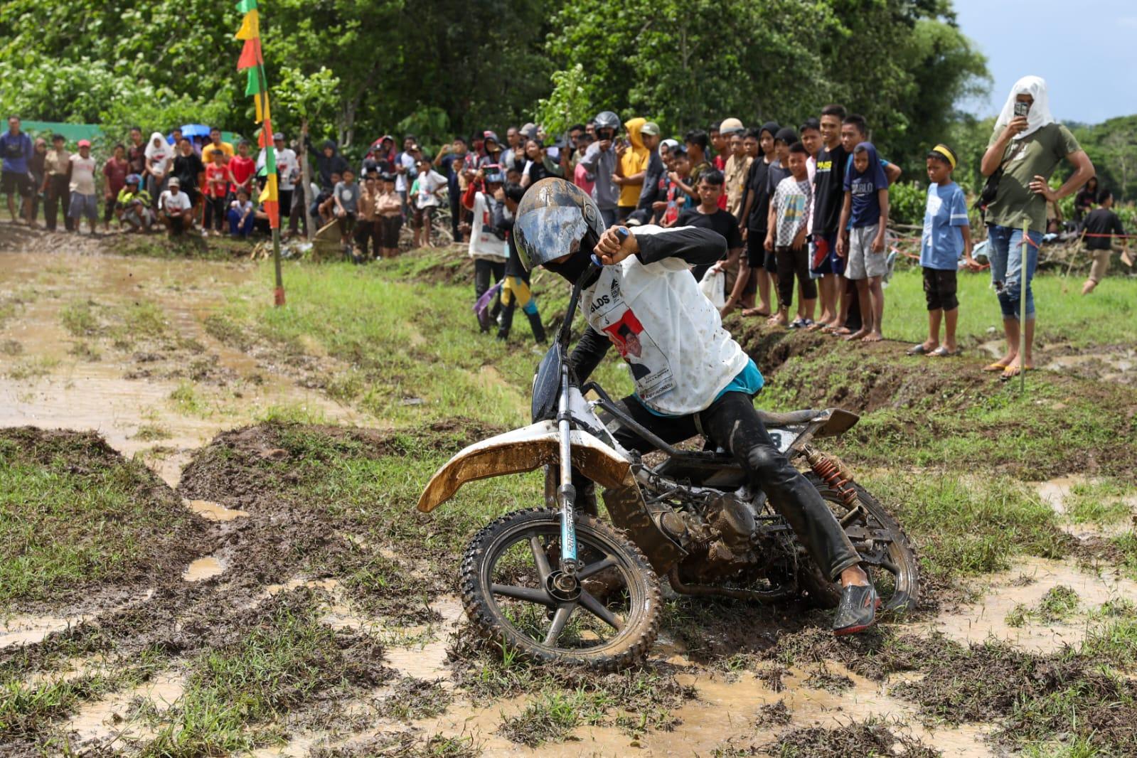 lomba-balap-motor-ojek-gabah.jpg