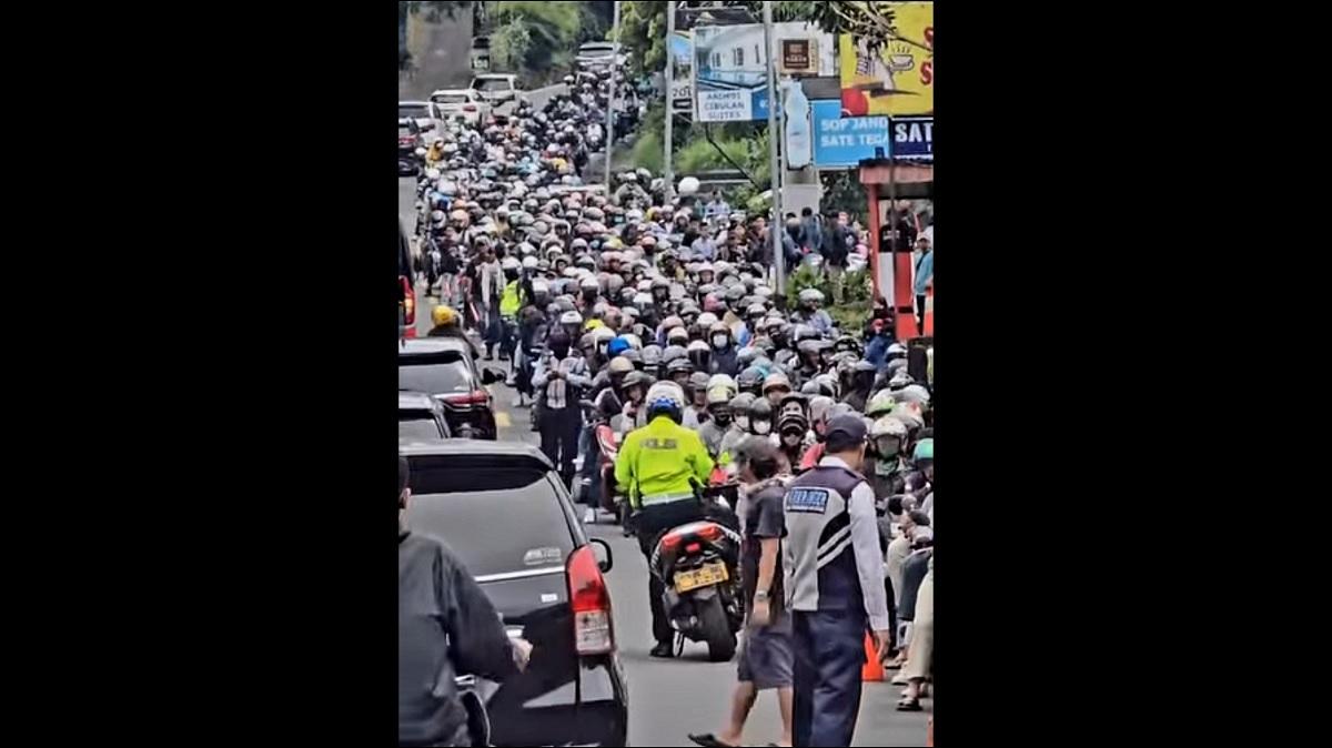 Diprediksi Masih Didatangi Banyak Pelancong, One Way ke Puncak Bogor Diberlakukan Lagi Selasa Ini