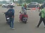 ABG-bawa-mobil-seruduk-tiga-pengendara-motor.jpg