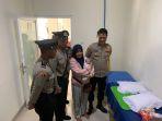 Bayi-laki-laki-yang-dibuang-di-tempat-sampah-Rawalumbu.jpg
