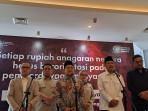 Cak-Imin-memberikan-peringatan-agar-WNI-tak-mudah-tergiur-tawaran-kerja-ke-Kamboja.jpg
