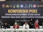 Densus-88-merilis-perkembangan-kasus-rekrutmen-anak-oleh-jaringan-terorisme.jpg