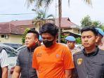 Dokter-kandungan-cabul-digiring-polisi.jpg