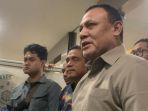 Ketua-KPK-non-aktif-Firli-Bahuri-belum-juga-ditahan.jpg