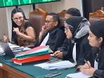 Nikita-Mirzani-menghadiri-sidang-kasus-dugaan-pemerasan-di-PN-Jakarta-SelataN.jpg