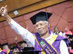 Peserta-Wisuda-Lansia-Kota-Bekasi-Jumat-1872025.jpg
