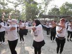 Senam-Sehat-Gardu-Ganjar-di-Tangerang.jpg