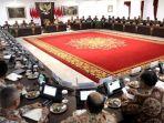Suasana-rapat-kabinet-Merah-Putih-perdana.jpg