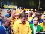 Ultah-Golkar-Airlangga-Hartarto-Zulkifli-Hasa-Amir-Uskara.jpg