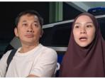 Zaskia-Mecca-bersama-Hanung-Bramantyo-usai-menghadiri-pemeriksaan-di-Denpom-Jaya-2-Cijantung.jpg