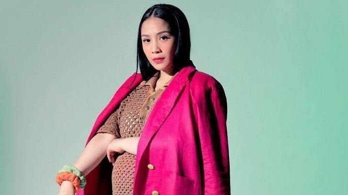 Hadiri Pernikahan Putri Tanjung, Nagita Slavina Gunakan Gaun Seharga 47 Juta, Begini Penampakannya