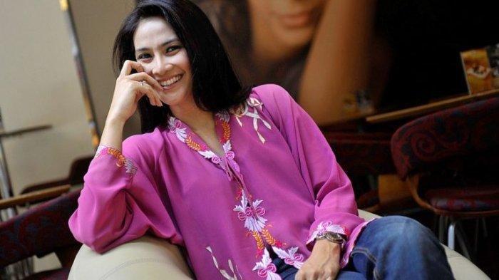 Maudy Koesnaedi Ungkap Rahasia Tetap Cantik dan Tubuh Segar