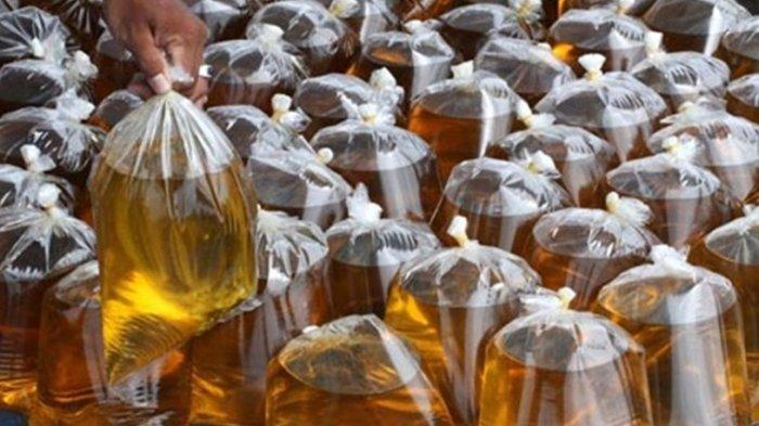 7 Perusahaan Didenda KPPU Sebagai Penyebab Minyak Goreng Langka