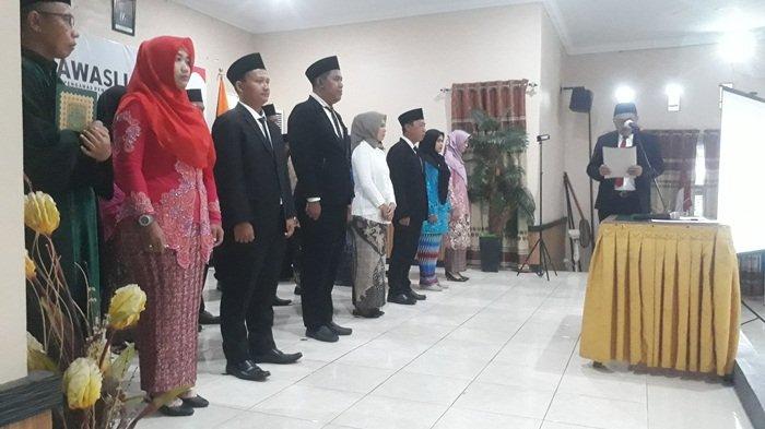 Bawaslu Belitung Timur Lantik 21 Anggota Panwascam Pemilu 2024, 62 Persen Diisi Wajah Baru