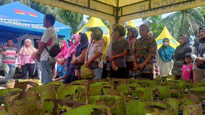 Sejumlah Pangkalan Gas Elpiji 3 Kg Disidak, Burhanuddin: Laporkan Oknum Penyelundup ke 087864270208