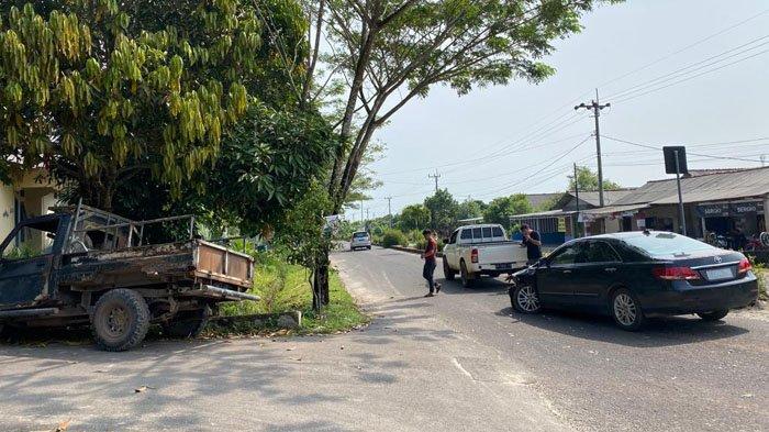 Hendak Putar Balik, Sedan dan Pikap Tabrakan di Jalan By Pass Koba