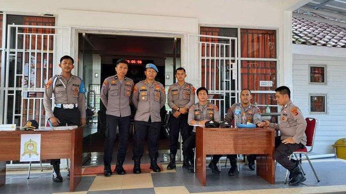 Propam Polres Bangka Selatan Kunjungi KPU, Jaga Netralitas Anggota Kepolisian yang Bertugas