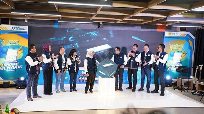PLN Luncurkan Gelegar PLN Mobile 2025, Wujud Apresiasi bagi Pengguna Setia dengan Hadiah Menarik - 20250511_PLN-Gelegar-Pelanggan-02.jpg